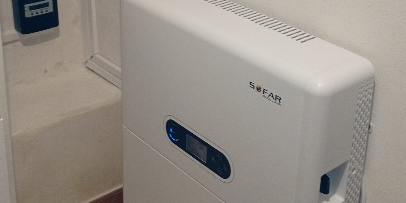 Stockage Batterie, Gestion Intelligente & Borne VE Solaire